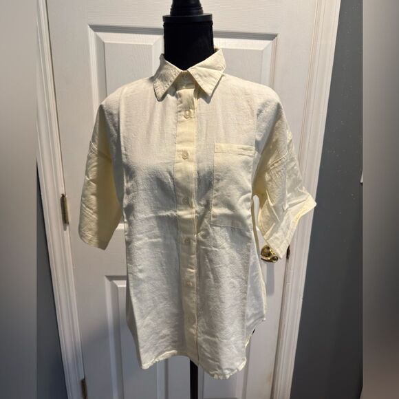 Linen look, oversize boxy, short sleeve shirt in US size 2 - Picture 1 of 6